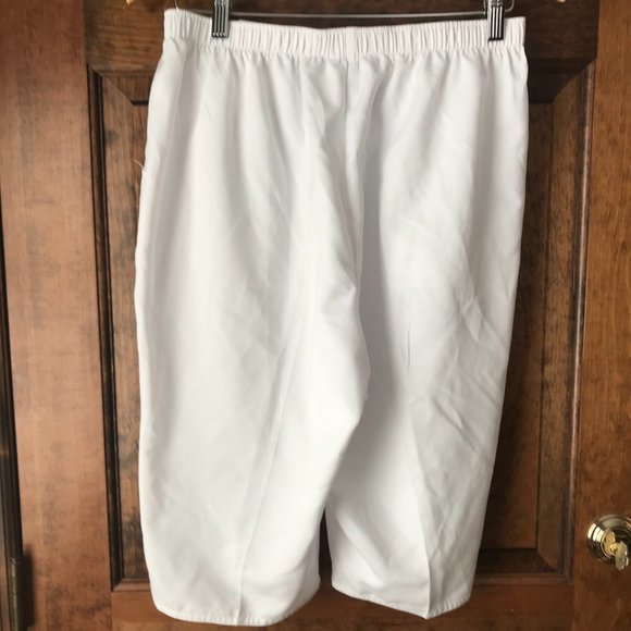 Alia White Pull-On Capis Size 12 Petite - Picture 8 of 11